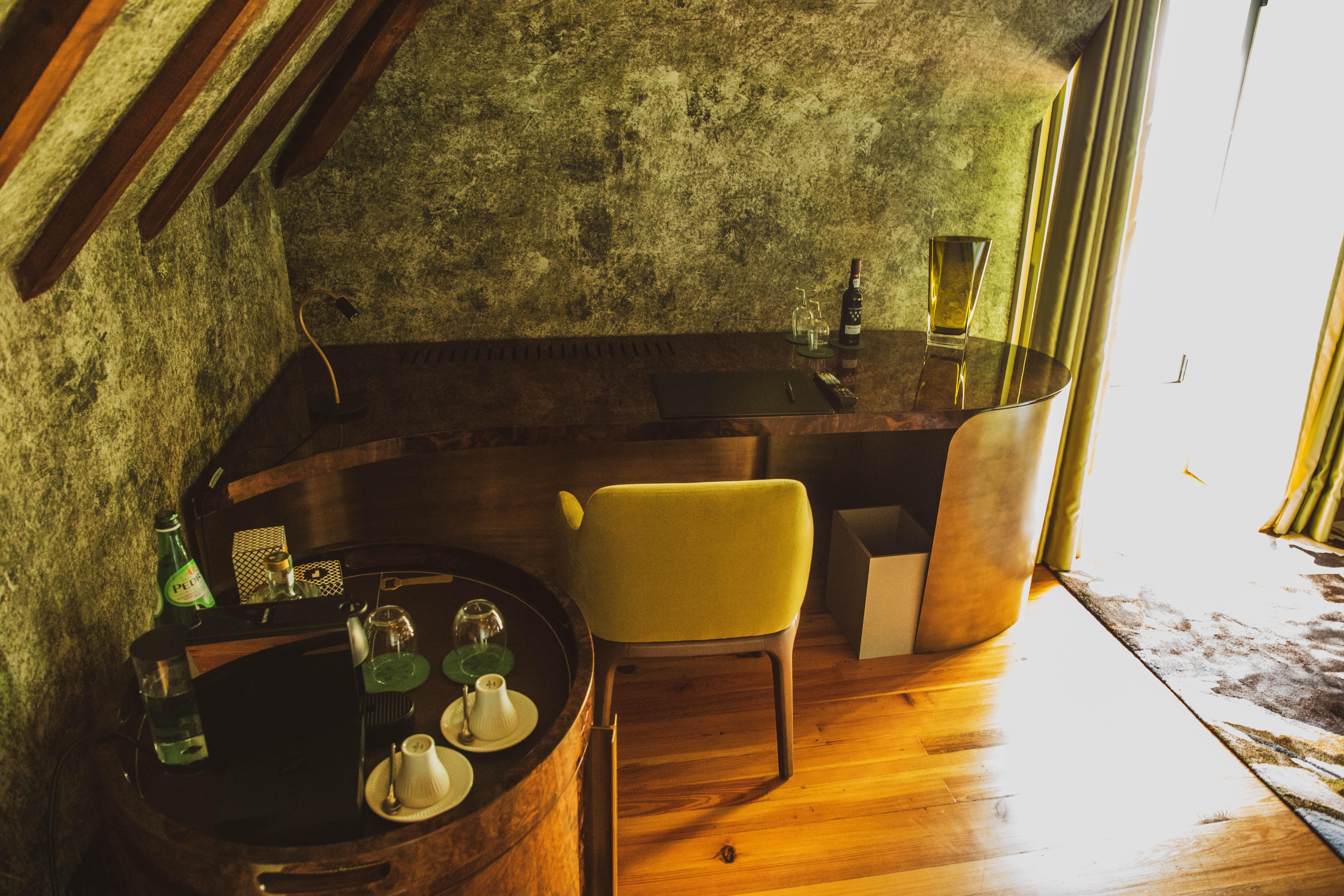 Vila Foz Hotel & Spa - Member Of Design Hotels Porto Dış mekan fotoğraf A room at the hotel