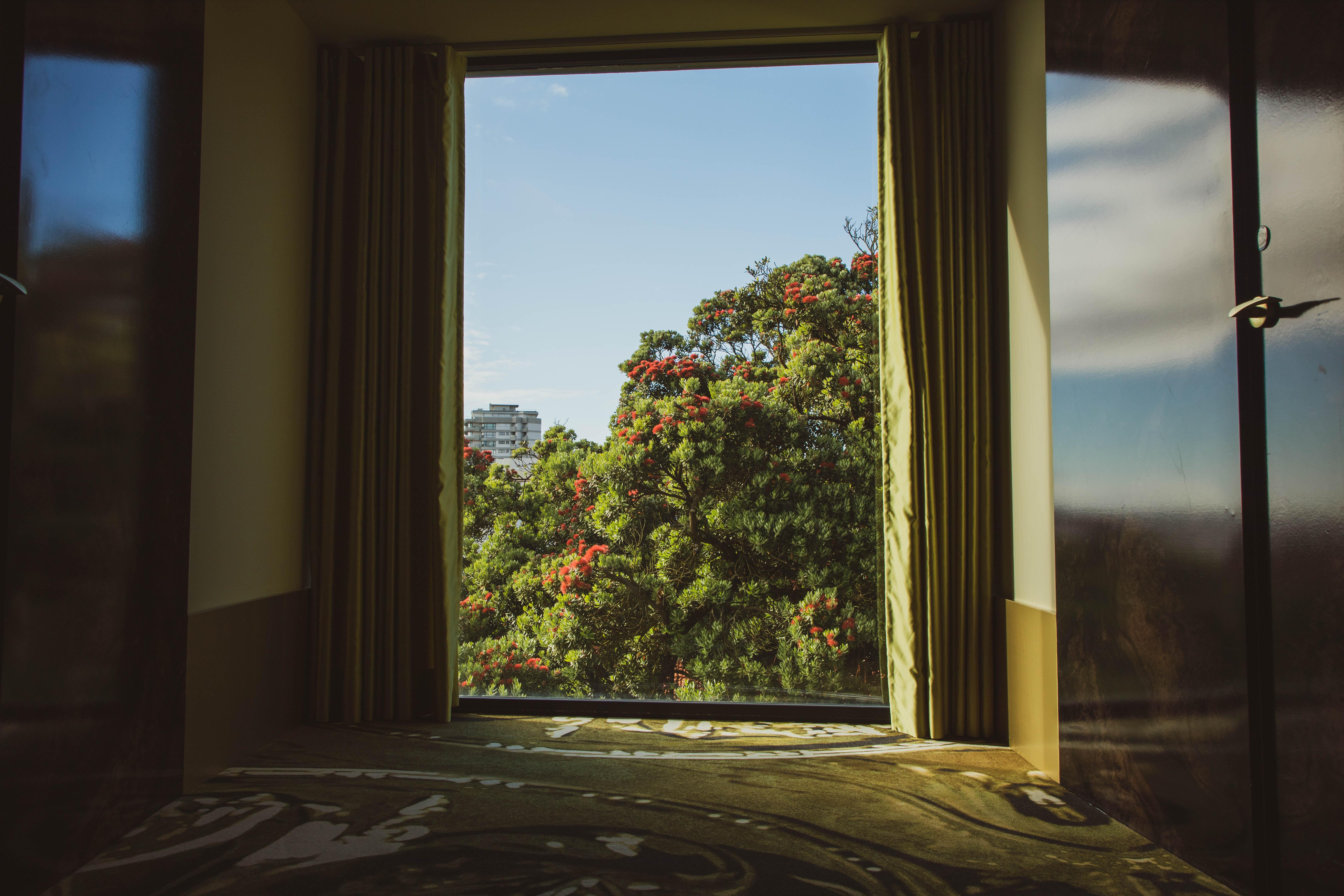 Vila Foz Hotel & Spa - Member Of Design Hotels Porto Dış mekan fotoğraf A view of the Central Park from the window of a room at the Waldorf Astoria New York