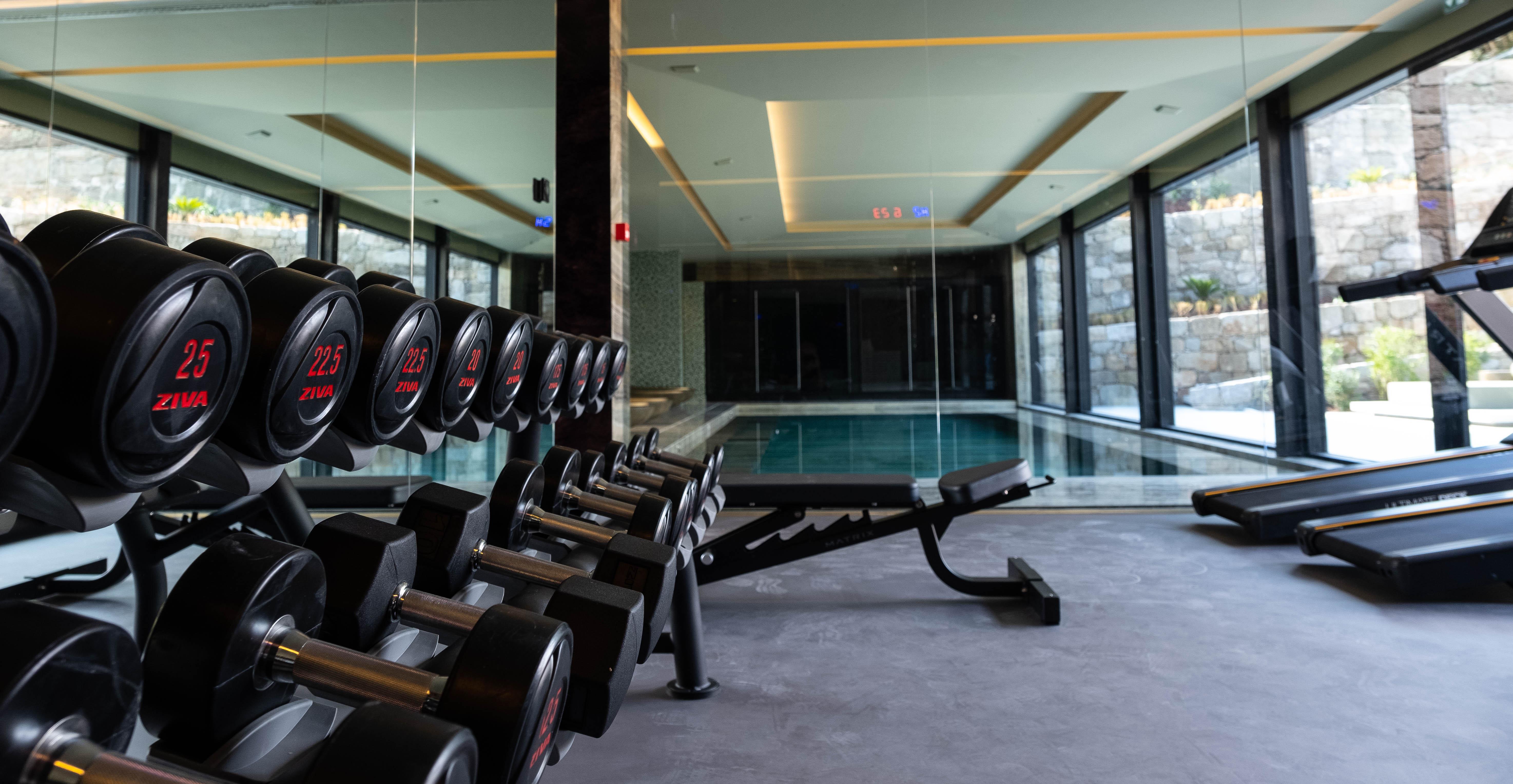 Vila Foz Hotel & Spa - Member Of Design Hotels Porto Dış mekan fotoğraf The gym at the hotel