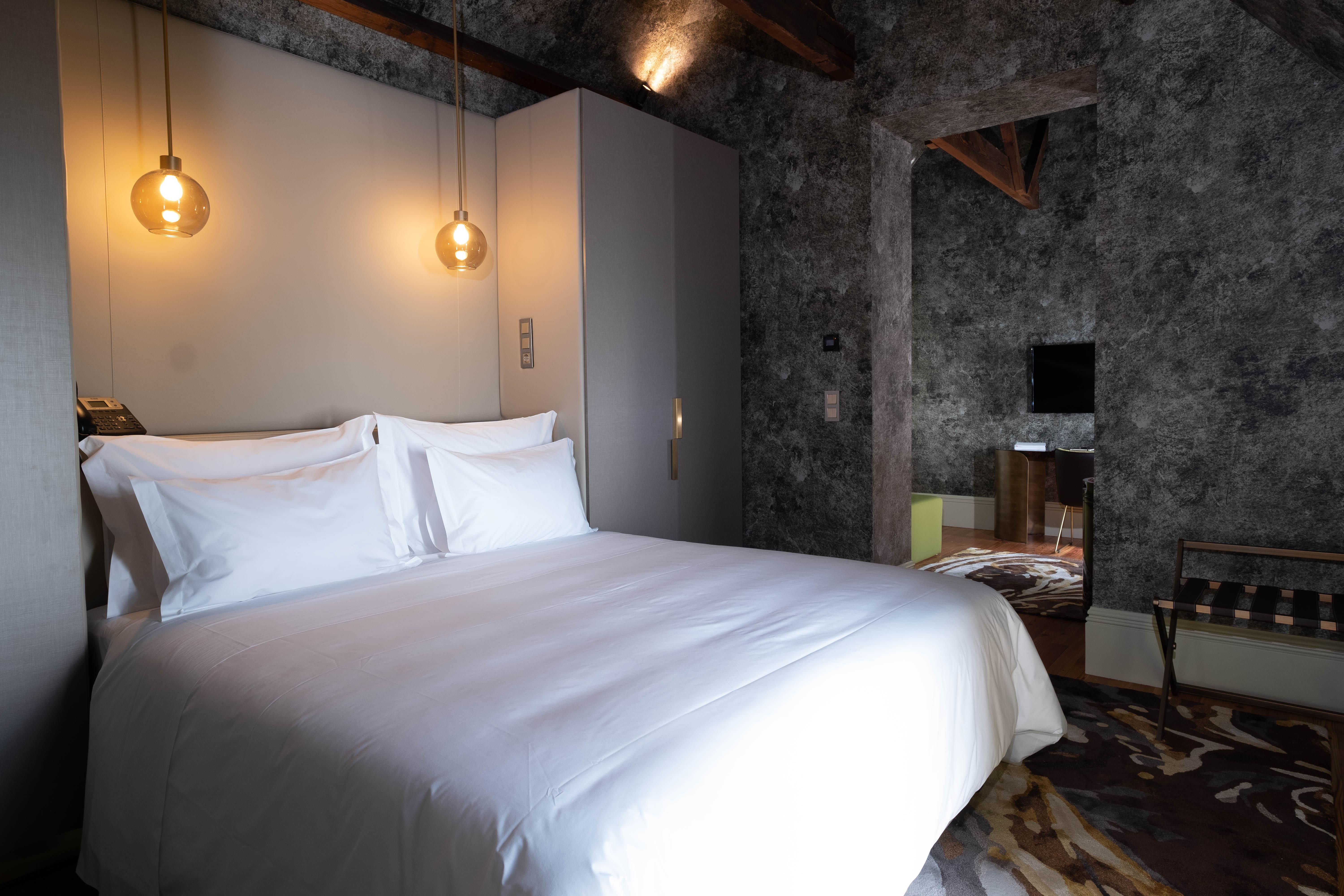 Vila Foz Hotel & Spa - Member Of Design Hotels Porto Dış mekan fotoğraf A room at the hotel