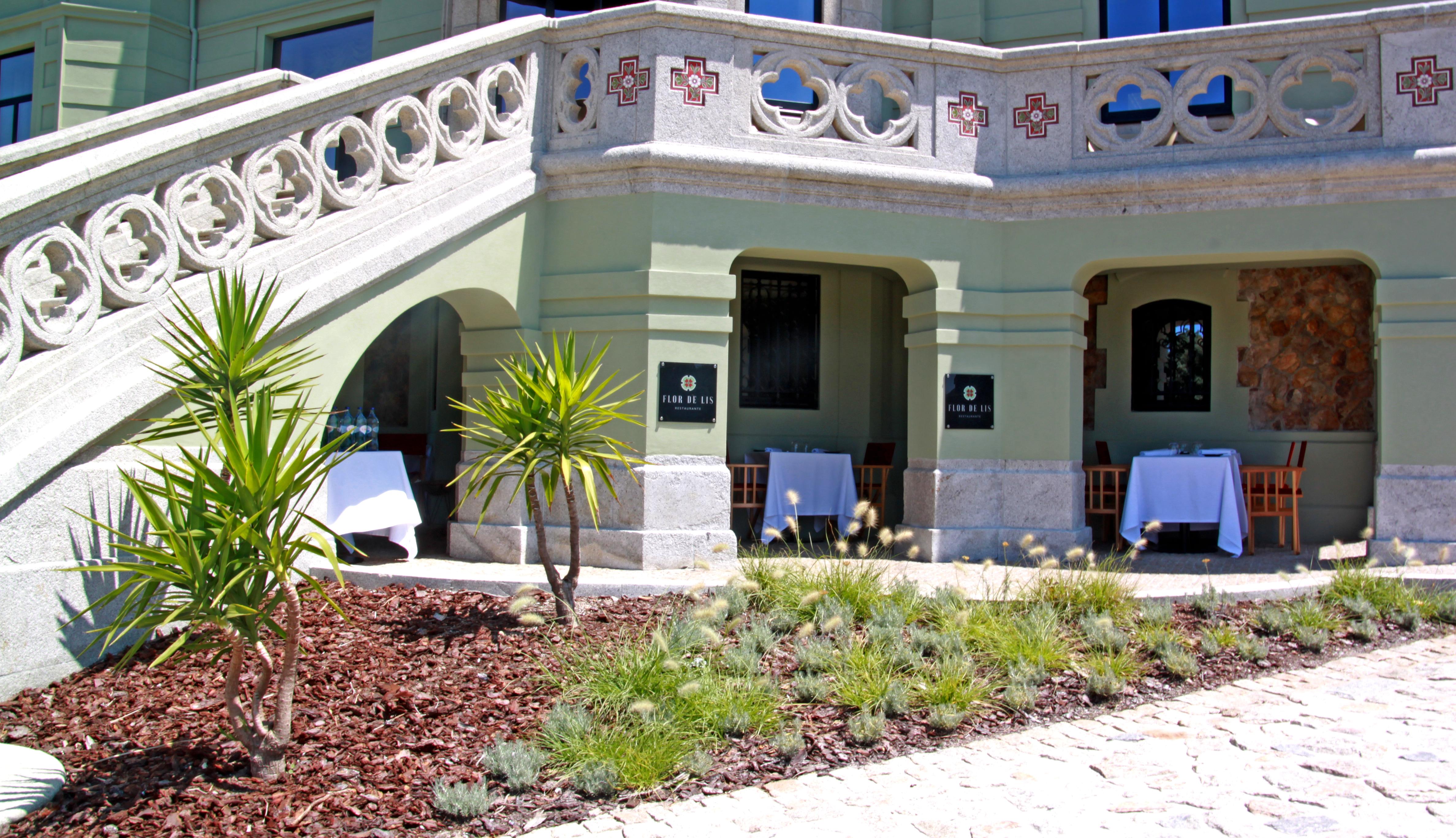 Vila Foz Hotel & Spa - Member Of Design Hotels Porto Dış mekan fotoğraf The exterior of the restaurant