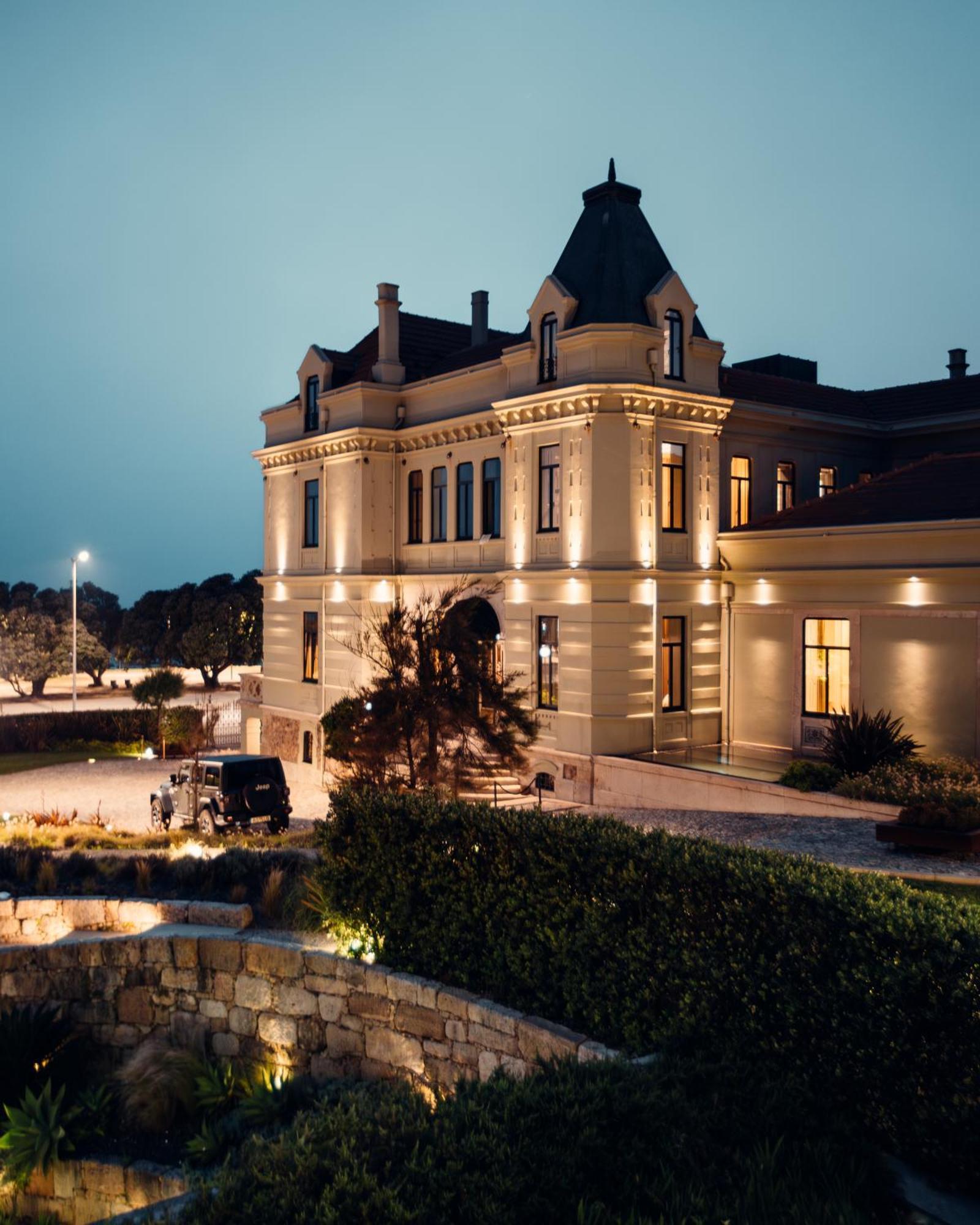 Vila Foz Hotel & Spa - Member Of Design Hotels Porto Dış mekan fotoğraf The main building of the hotel
